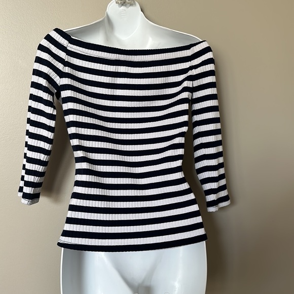 Guess top - Picture 2 of 4